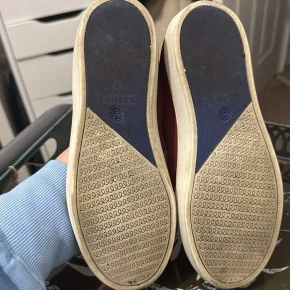 Rothy's maroon Slip On Sneakers Knit Comfort size 6 A00159 - Picture 4 of 6